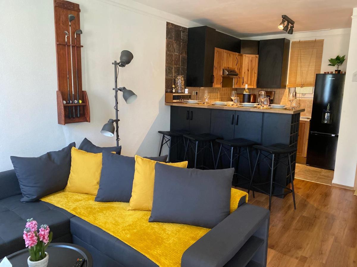 Bad-Buek Golf & Wellnes Apartman Villapark Экстерьер фото